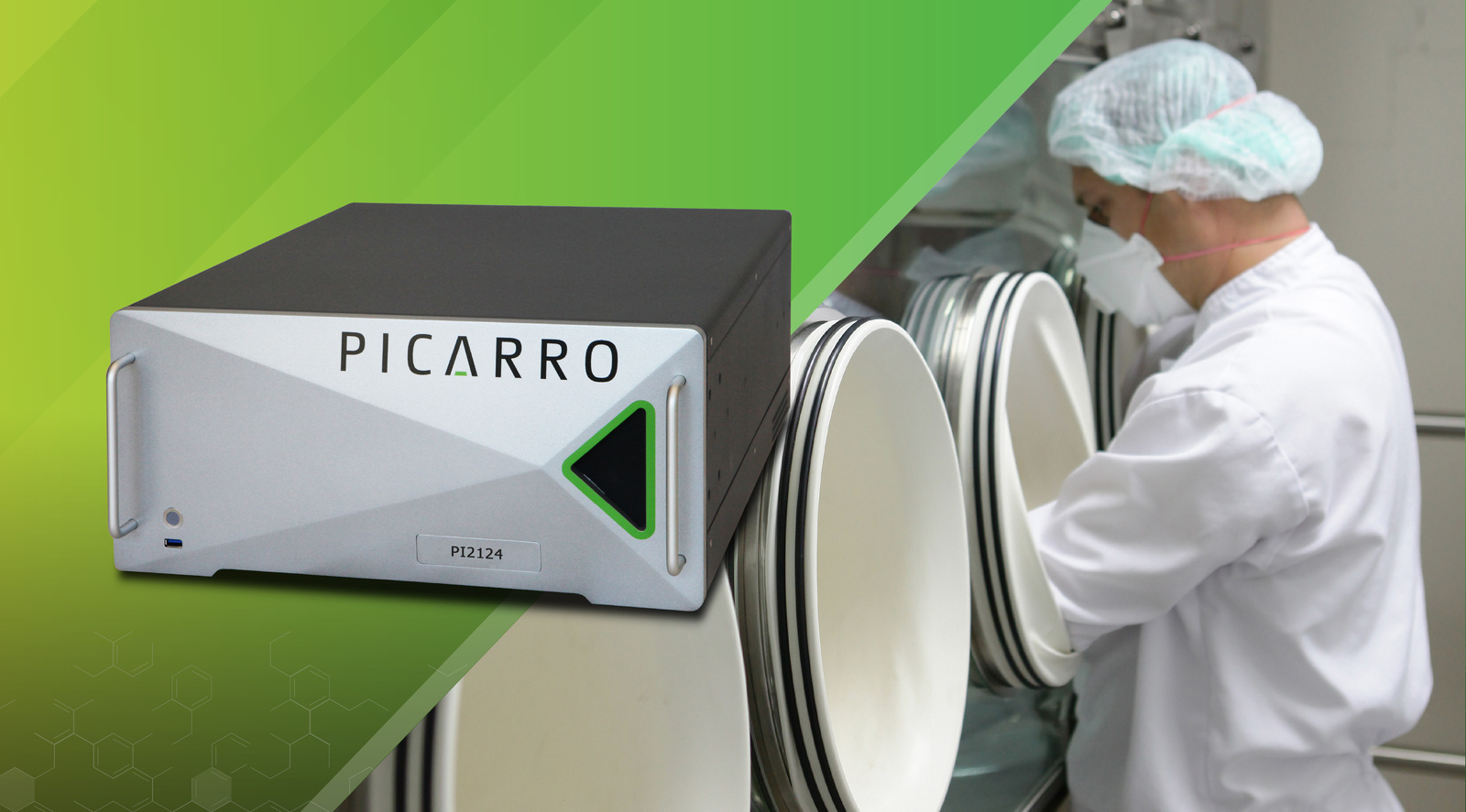 PI2124 VHP Analyzer and Pharmaceutical Manufacturing Isolator